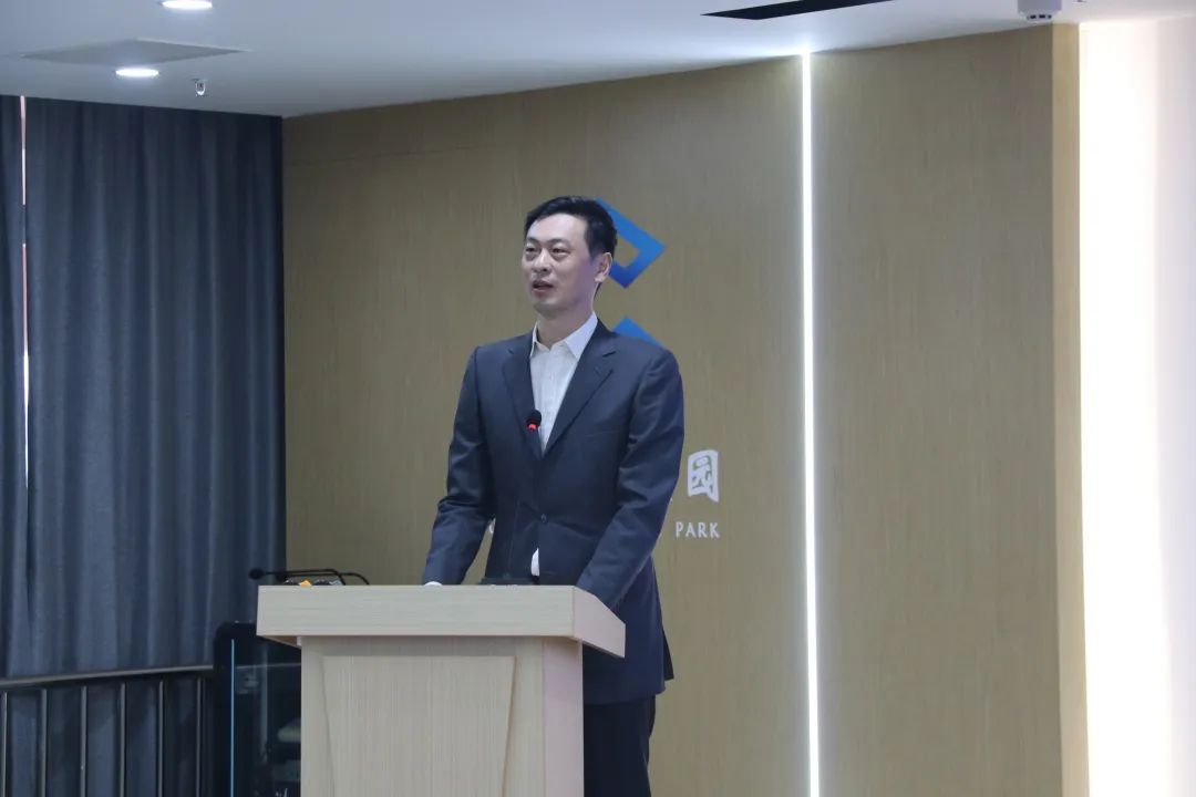 1727663077296454.jpg 2.jpg